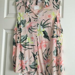 SZ L summer floral top